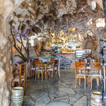Hotel Shpella Berat Ngoại thất bức ảnh
