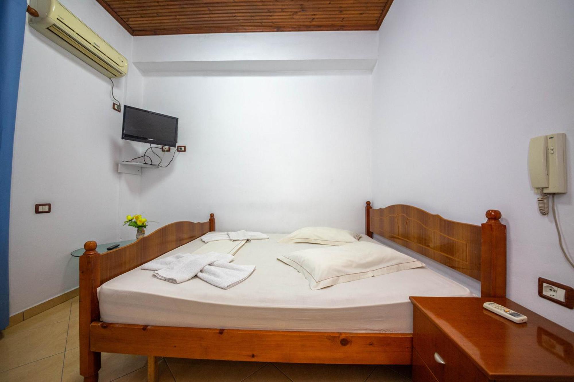 Hotel Shpella Berat Ngoại thất bức ảnh