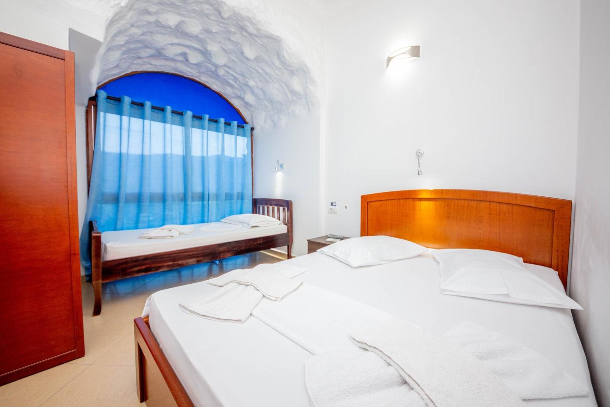 Hotel Shpella Berat Ngoại thất bức ảnh