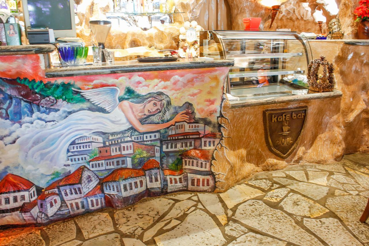 Hotel Shpella Berat Ngoại thất bức ảnh